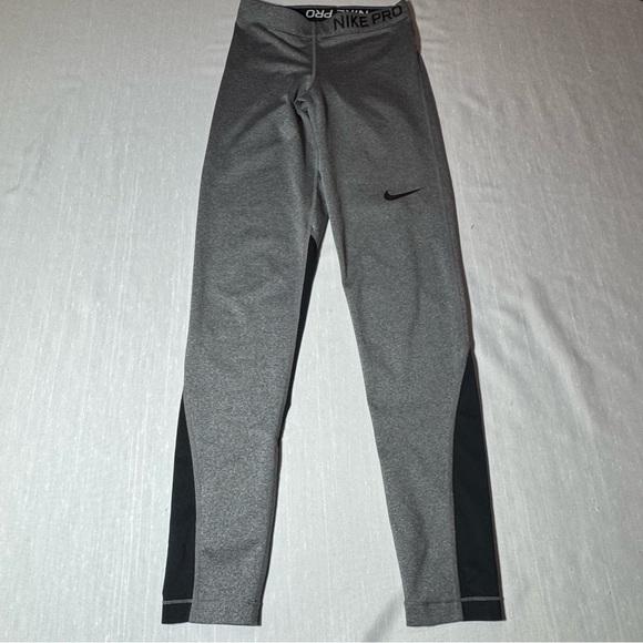 Nike Pants - Nike Pro‎ Leggings XS Gray Black Colorblock Athletic Pants